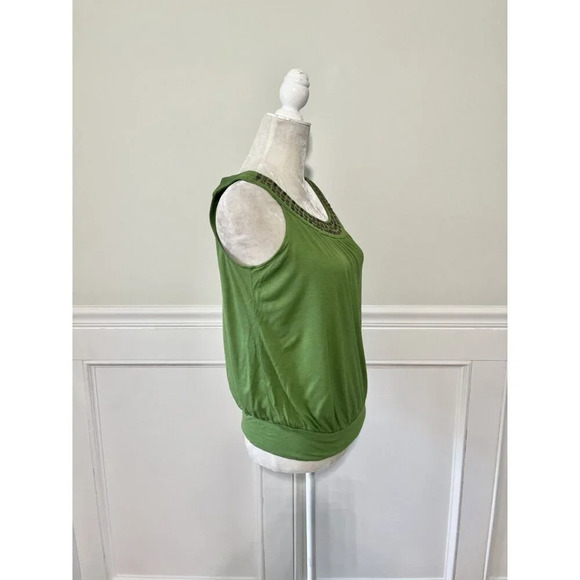 APT 9 Citrine Green Embellished Tank Top Petite Small - Picture 2 of 4